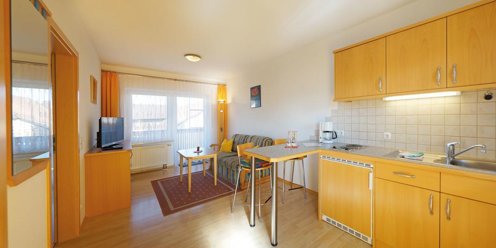 Appartement Werner Hauptenbuchner باد فسينغ الغرفة الصورة